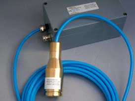 Electronic liquid level transmitters